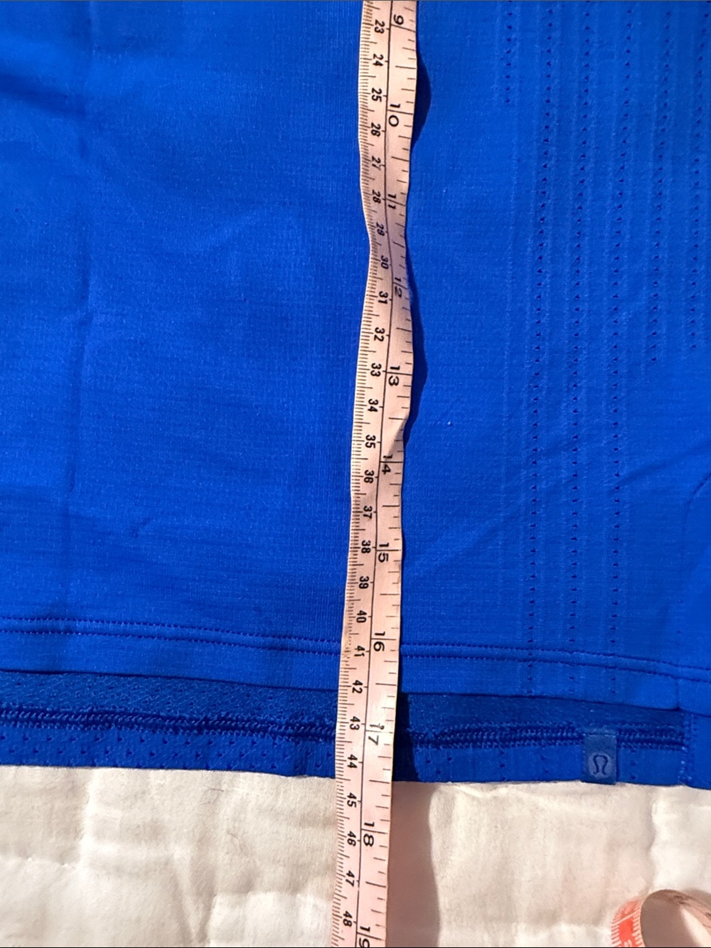 lululemon athletica Electric Blue Cropped Tank - Picture 3 of 5